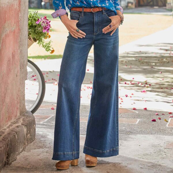 Martha The High Waisted Classic Flare Jeans